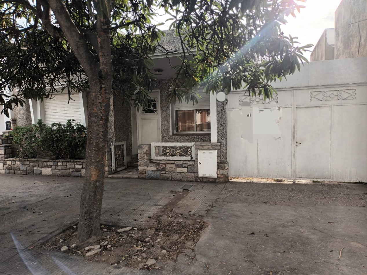 Se vende casa en barrio Pedro Pico