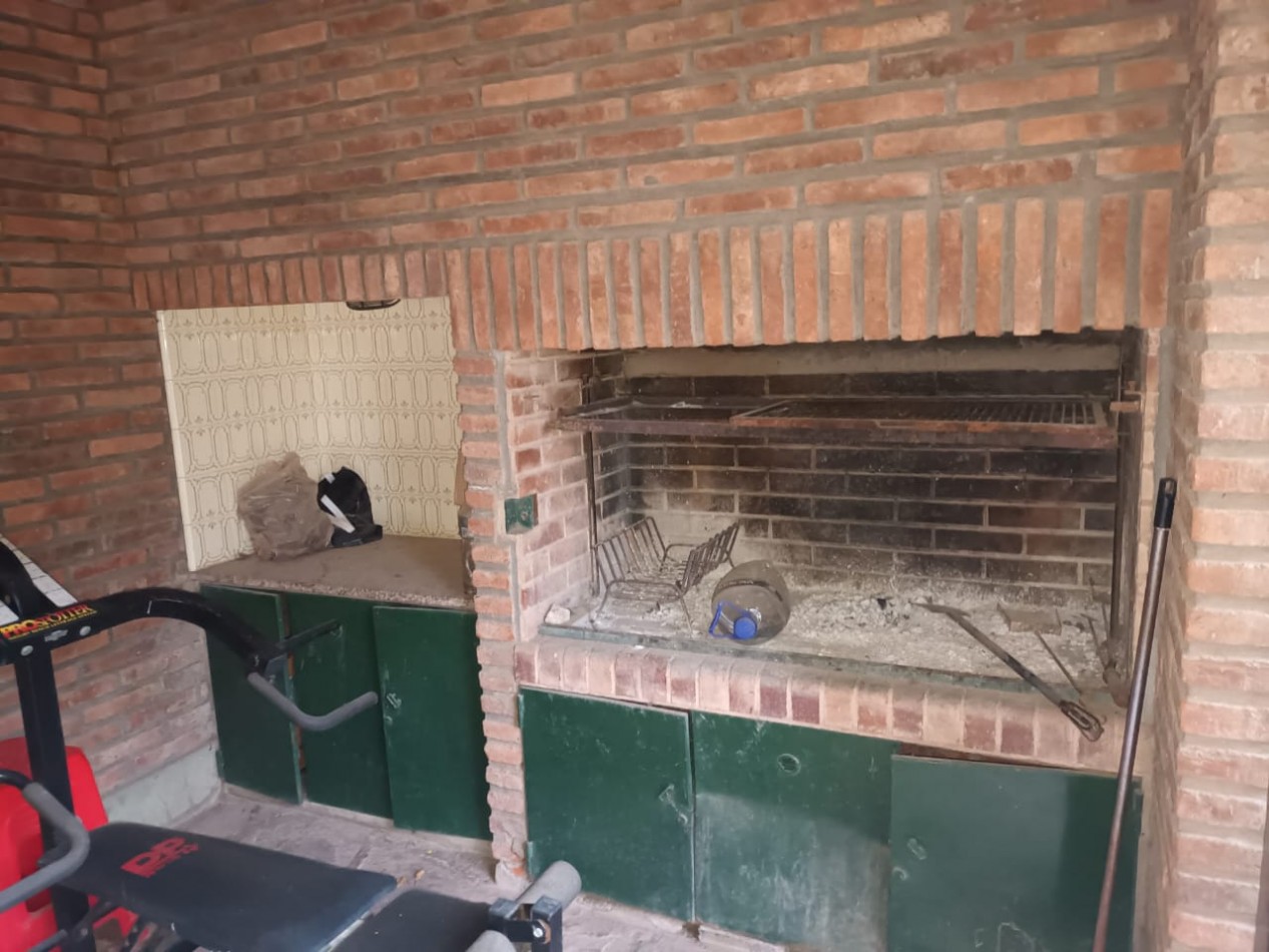 Se vende casa en Barrio Parque Patagonia