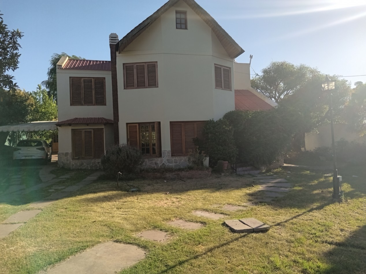 Vendemos Casa amplia en barrio Patagonia