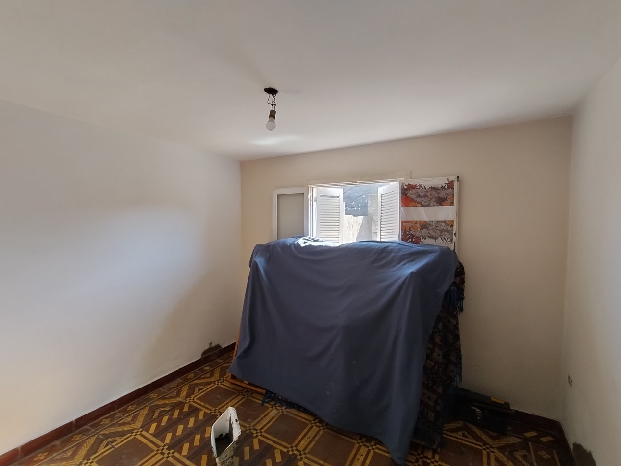Casa en venta en el barrio km 5 a restaurar