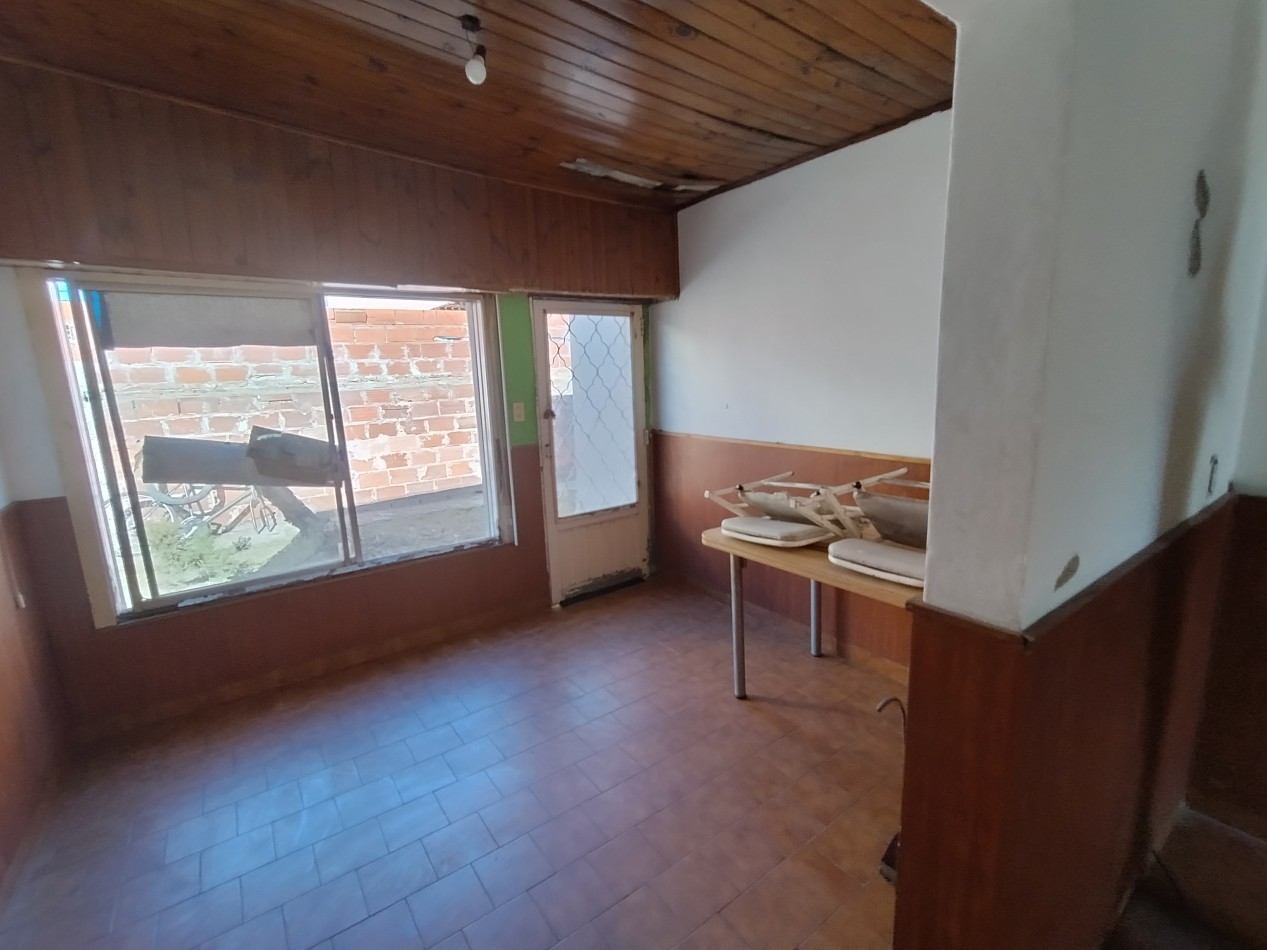 Casa en venta en el barrio km 5 a restaurar