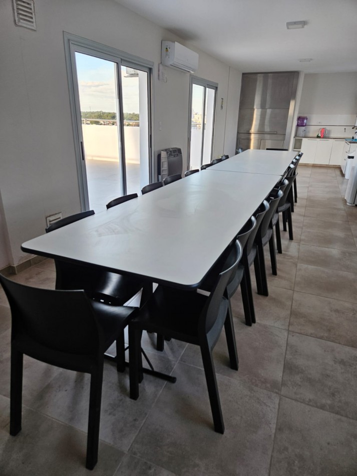 Departamento frente al mar en venta en Monte hermoso 