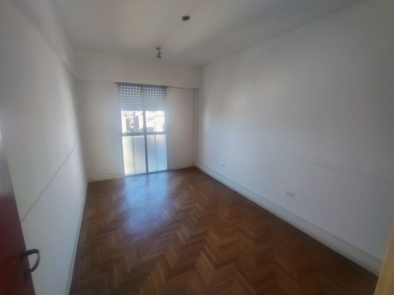 Departamento a la venta en bahia blanca de 3 habitaciones en pleno centro 