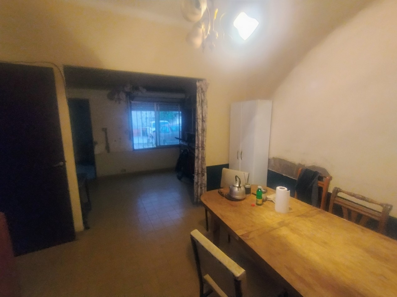 Casa en venta para reciclar en barrio universitario 
