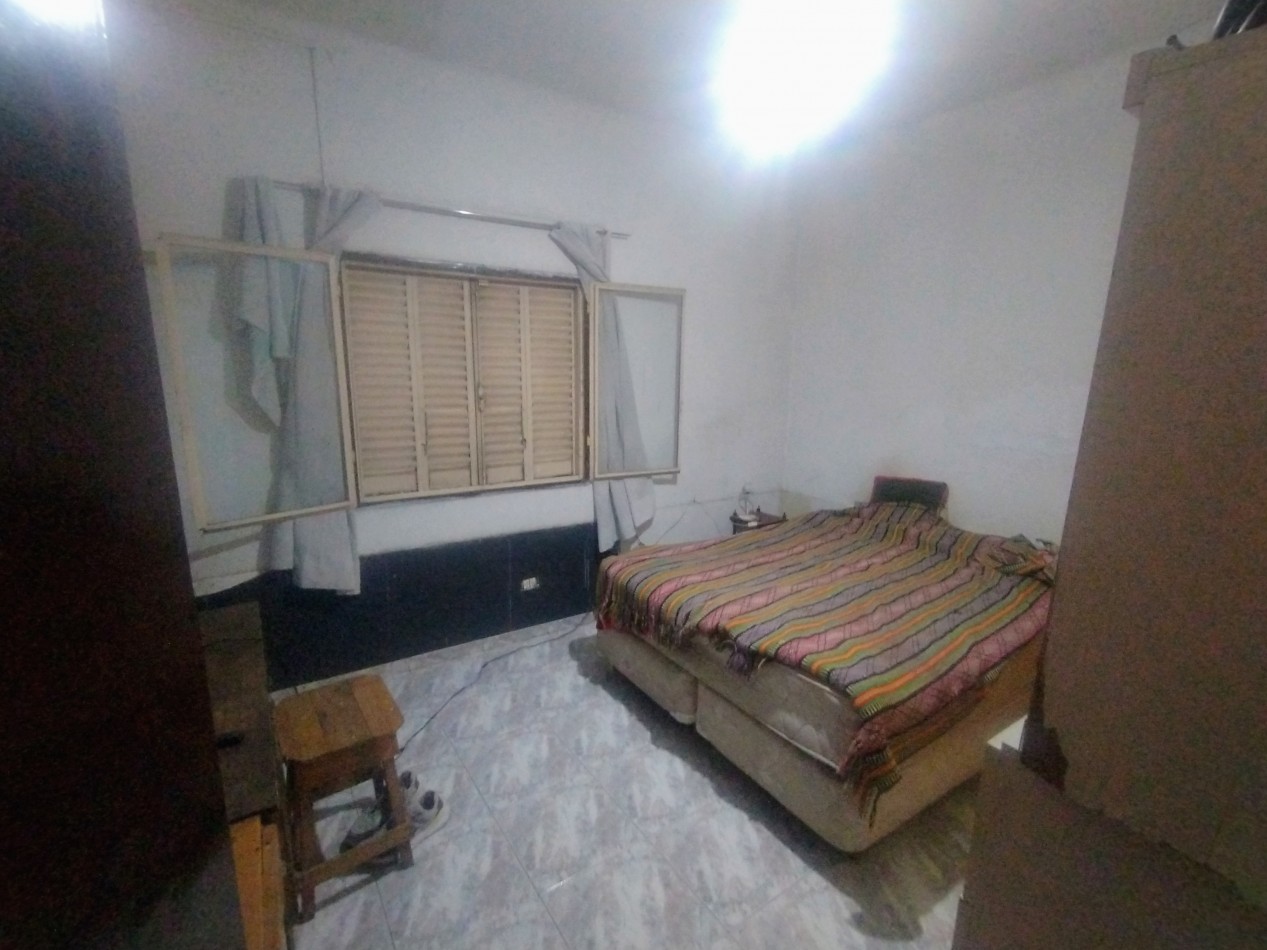 Casa en venta para reciclar en barrio universitario 