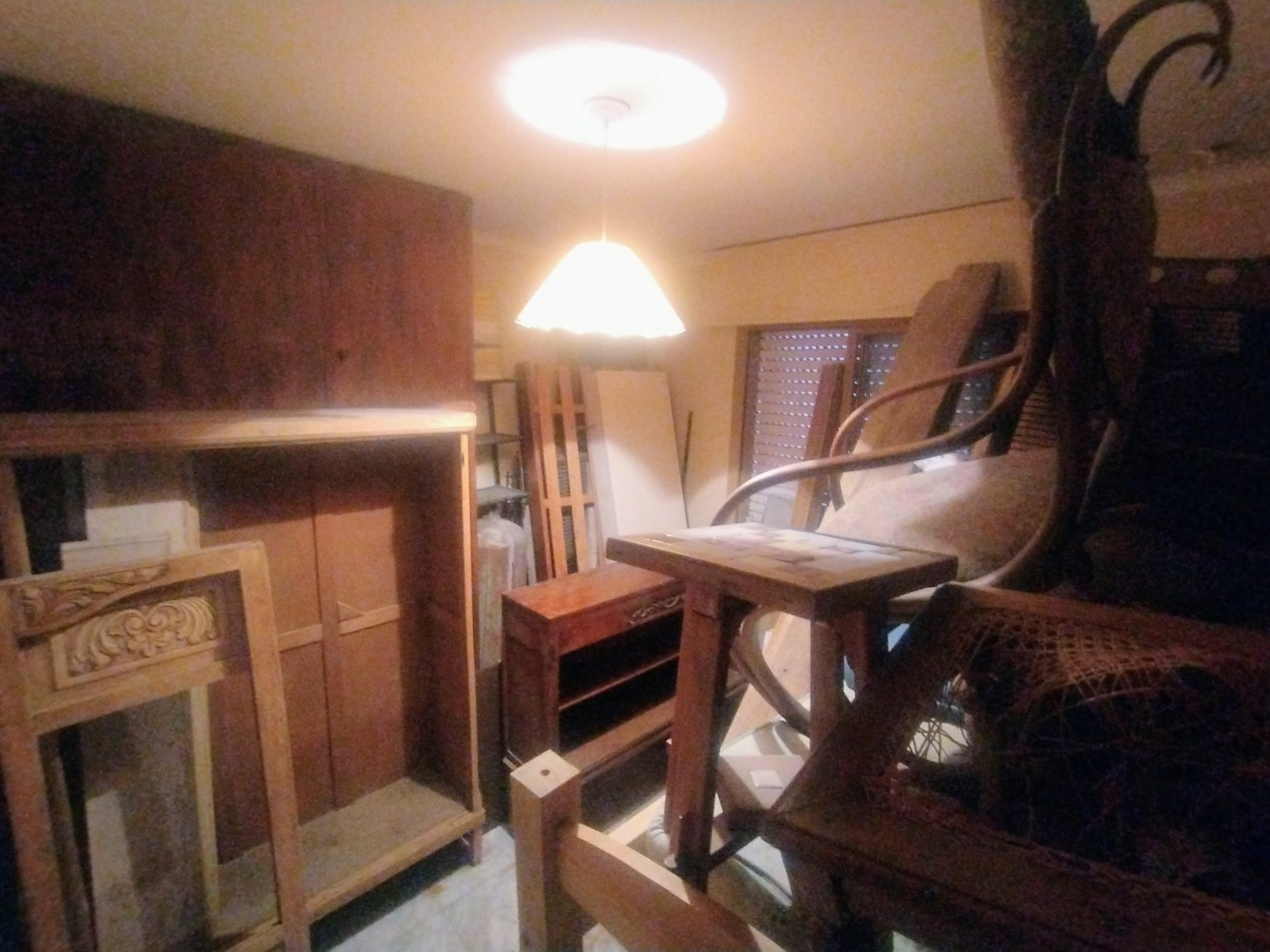 Casa en venta para reciclar en barrio universitario 