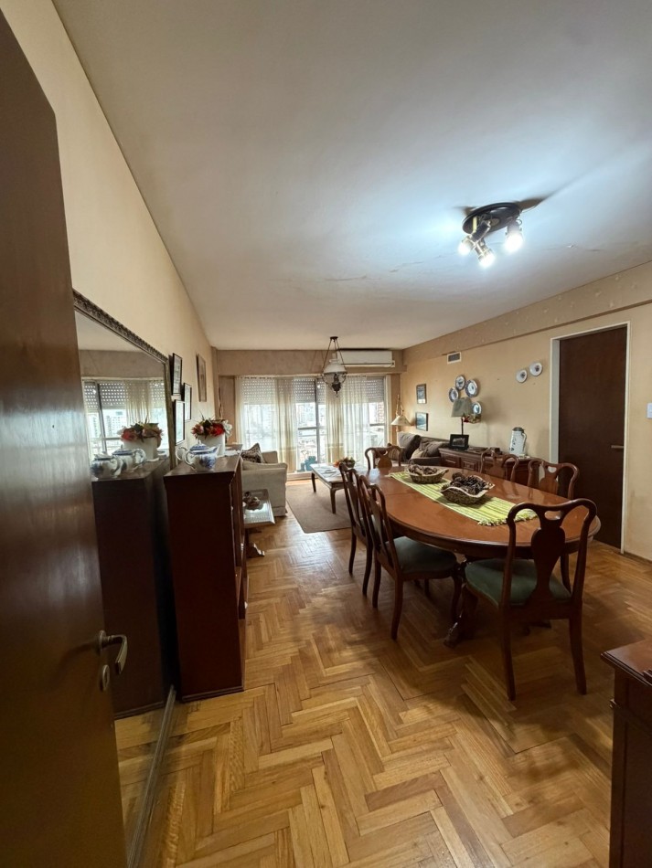 Departamento de 3 dormitorios en venta sobre Avenida Alem, Bahia Blanca