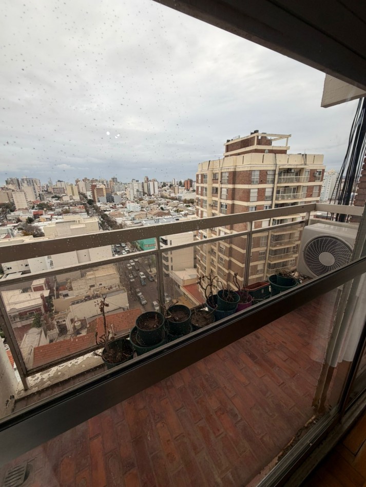 Departamento de 3 dormitorios en venta sobre Avenida Alem, Bahia Blanca