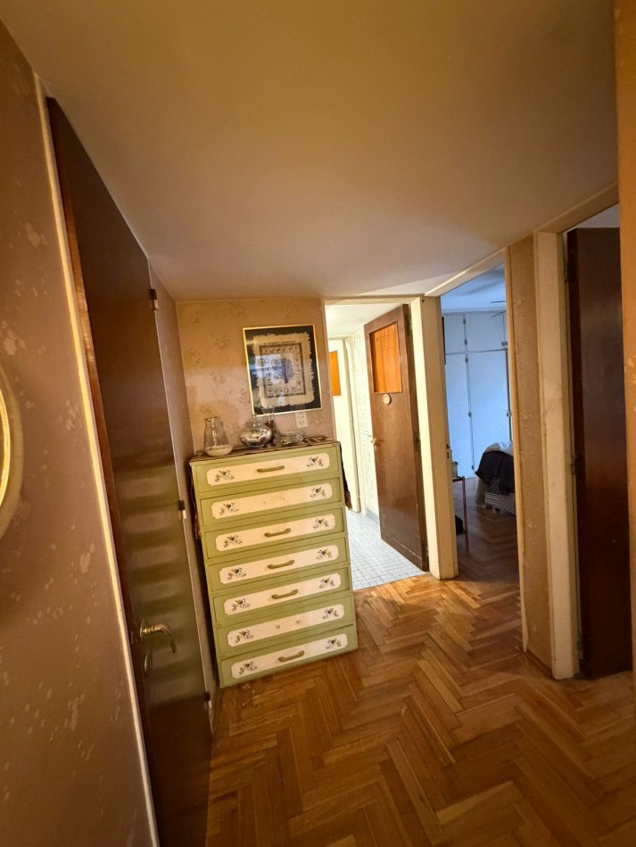 Departamento de 3 dormitorios en venta sobre Avenida Alem, Bahia Blanca