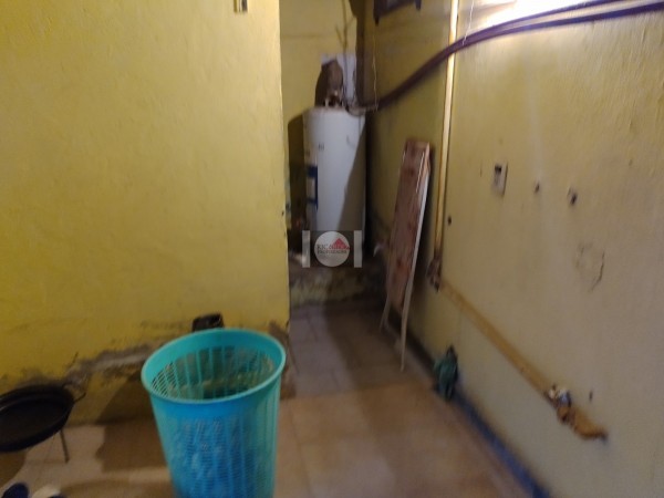 Vendo casa 3 dormitorios  y departamento en Ingeniero White 