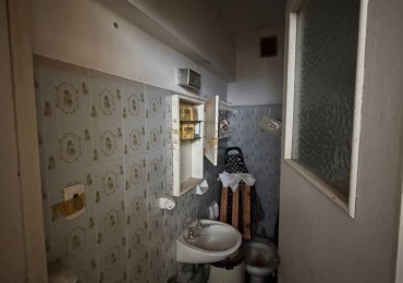 Departamento de 3 dormitorios en venta sobre Avenida Alem, Bahia Blanca