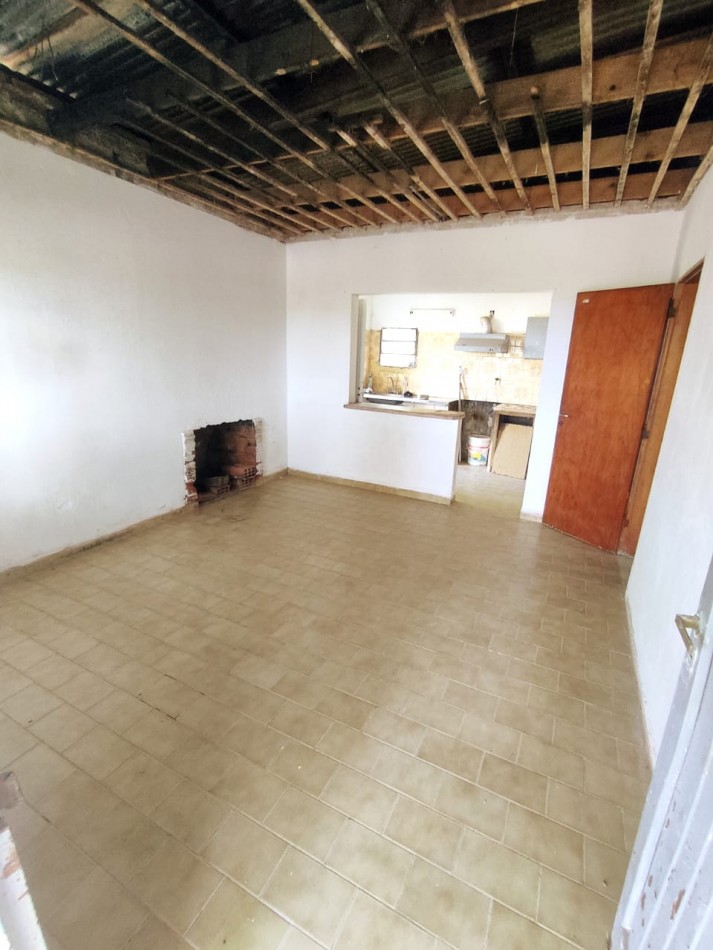 CASA CON TERRENO GRANDE